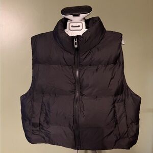 Women’ Black Puffer Vest